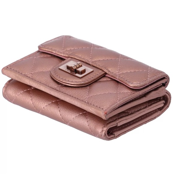 CHANEL Reissue 2.55  Trifold Compact Wallet Rose Gold Lambskin Leather Full Set - Picture 5 of 7